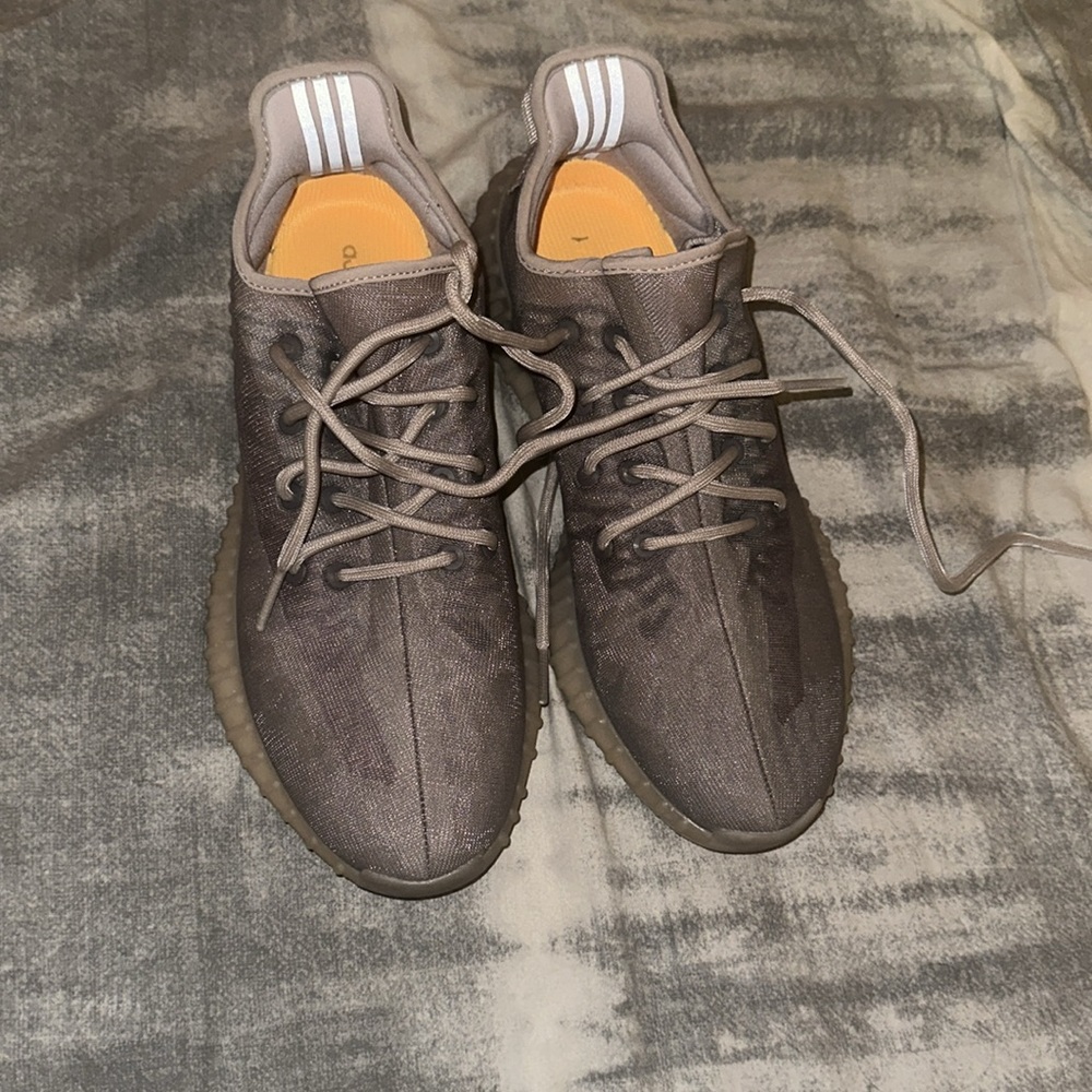 Yezzy 350 v2 Mono Mist - Picture 2 of 4